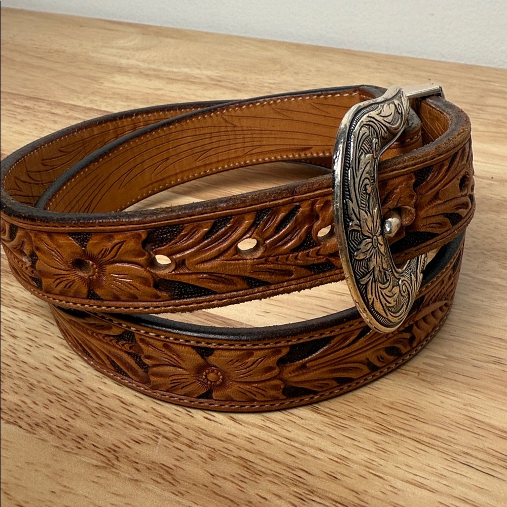 Western tooled Leather Belt with Silver Buckle - Picture 15 of 16